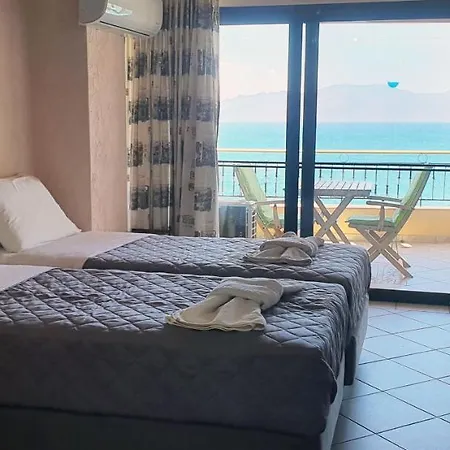 Halikoura Beach Apartments Stoupa Exterior photo